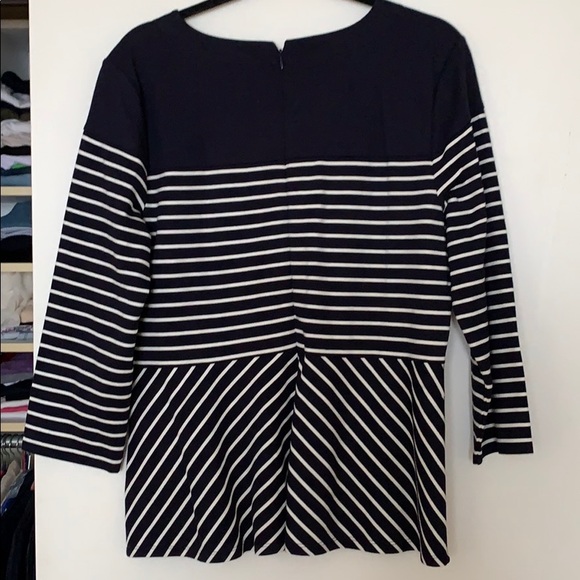 Talbots long sleeve shirt. - Picture 2 of 4